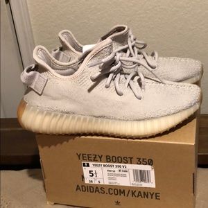 Yeezy boost 350 V2